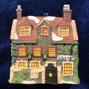 Dept 56 Dedlock Arms. Dickens Village. 3rd Edition Ornament